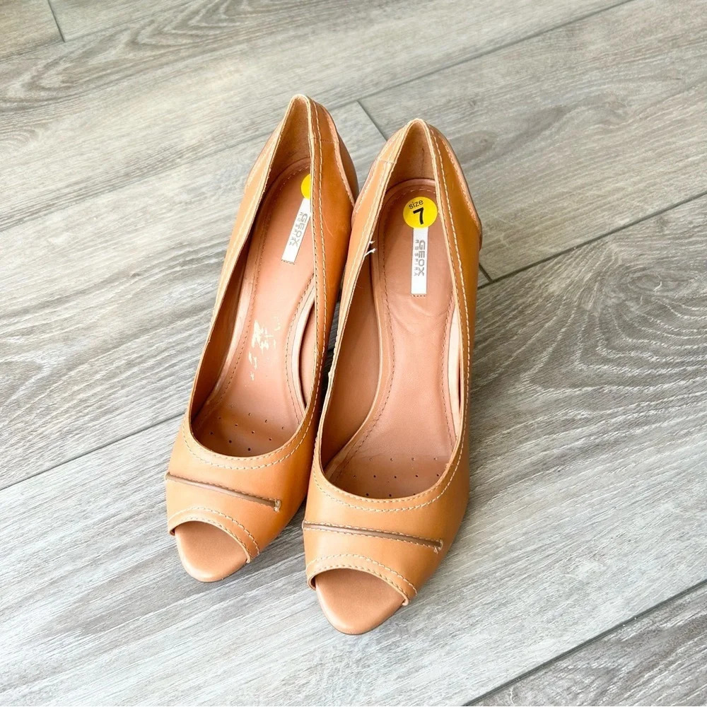 Geox Marie Claire  High Pump in Camel